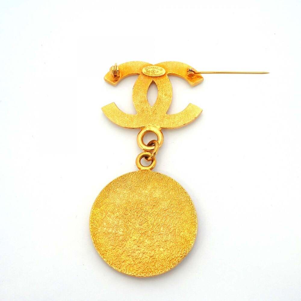 CHANEL Authentic Gold Logo Brooch - Picture 6 of 7